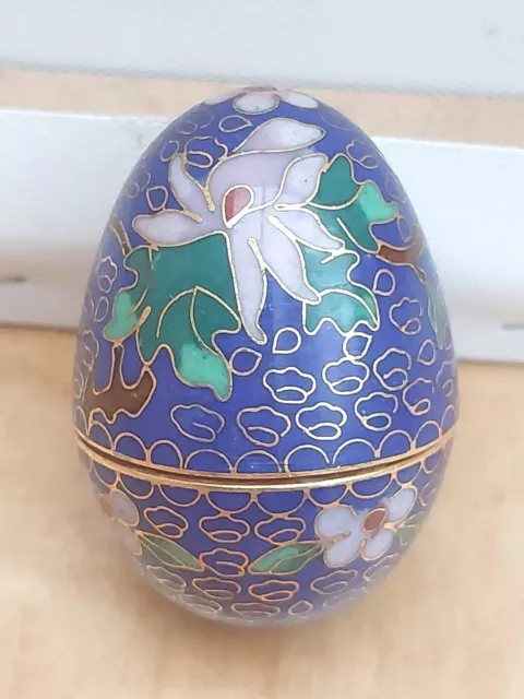 Vintage Chinese Opening Cloisonné Enamel Porcelain Egg Blue Floral 5.5cm Tall