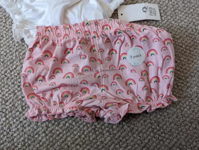 A Gorgeous Set Of 3 Baby Girl Cute Nappy Pants -brand New Age 9-12 -so Cute! 3