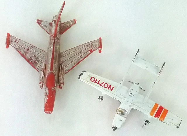 LOT of 2 Vintage Toy Airplanes Cessna Sky Master Diecast & Plastic Hong Kong