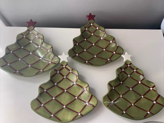 Pottery Barn Set Of 4 Seasons Greetings Christmas Tree Serving Plates