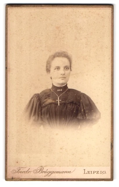 Fotografie Friedrich Brüggemann, Leipzig-Neustadt, Eisenbahnstr. 1, Portrait ju