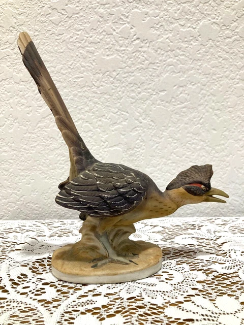 Vintage Lefton Japan Hand Painted Road-Runner Figurine KW3209, Porcelain Bisque