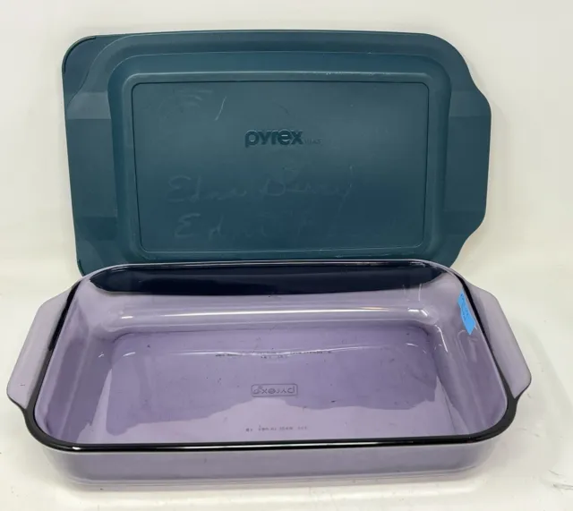 Pyrex 233 Rectangular 9x13 Amethyst Casserole Dish W/ Lid- READ