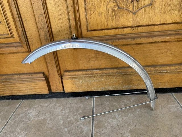 ANCIEN GARDE BOUE ARR LEFOL LE MARTELÉ EN ALUMINIUM AVEC SON FEU ARR