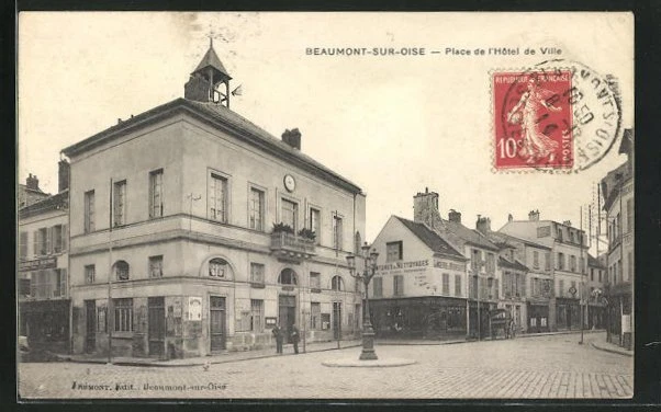 CPA Beaumont-sur-Oise, Place de l´Hotel de Ville 1914