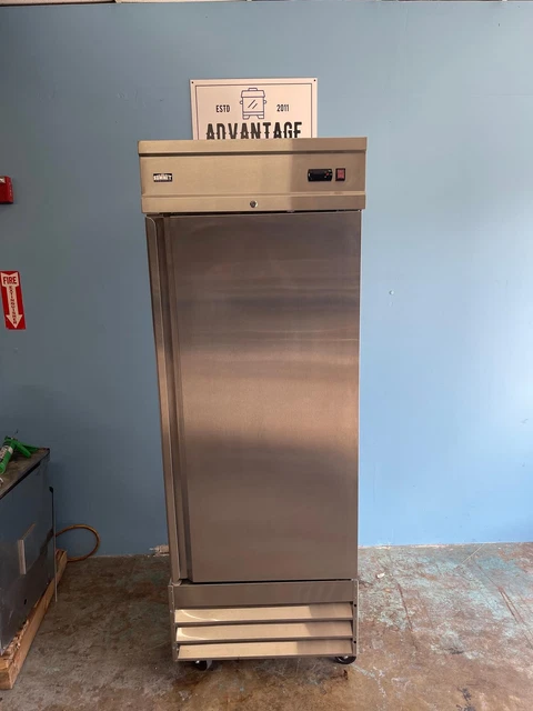 Summit 1 Door Stainless Steel Reach In Cooler SCRR231 - Preowned -
