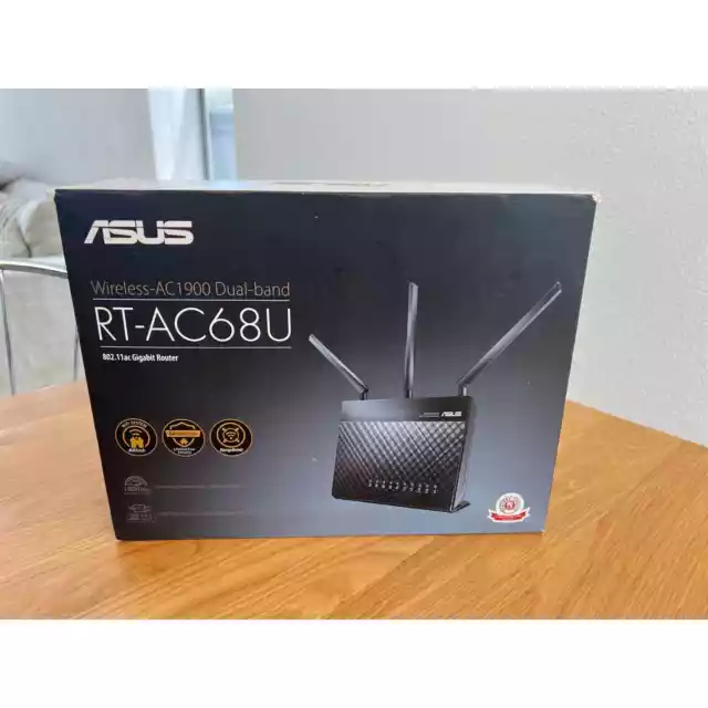 NIB ASUS Wireless Gigabit Router AC1900 Dual Band RT-AC68U Range Boost | R101