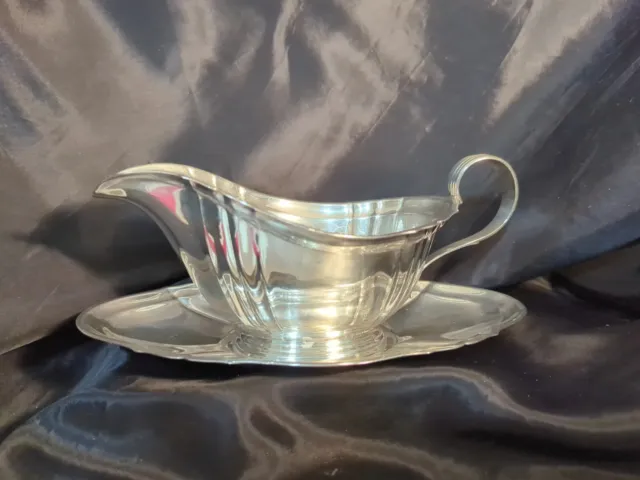 Chippendale, Gorham. Sterling Silver Gravy Boat And Tray