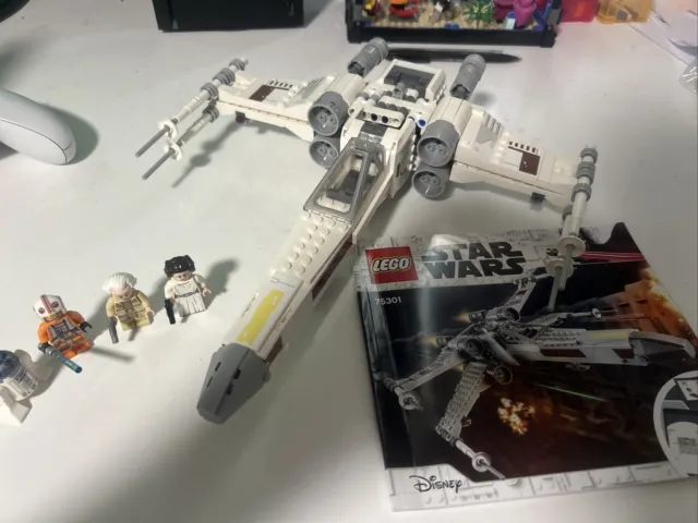 LEGO Star Wars: Luke Skywalker’s X-Wing Fighter (75301)