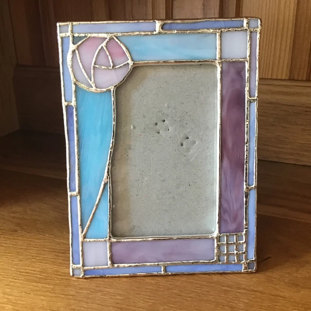 PAST TIMES MACKINTOSH Rose Stained Glass Photo Frame 14.5x11cms VGC £4.