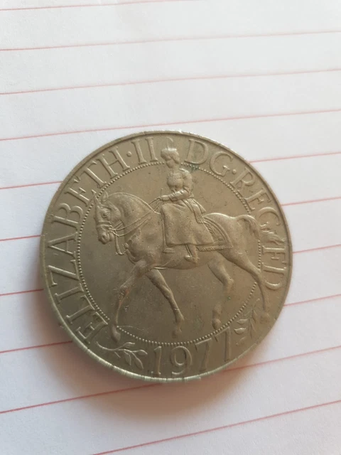 1977 QUEEN ELIZABETH II Silver Jubilee Commemorative Crown Coin $12.41