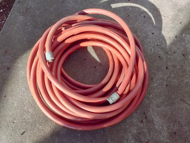 Fire Engine Booster Hose 1 Inch  x 100 Ft