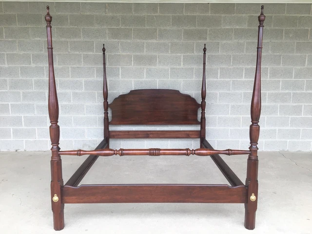 L. Hitchcock Solid Cherry Chippendale Style Queen Size Poster Bed