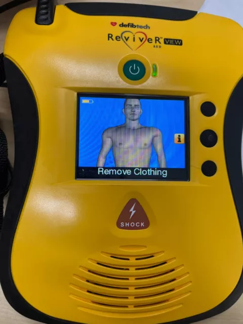 AED Defib.  Battery & Pads NOT Expired