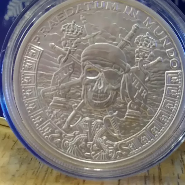 PIRATE'S PLUNDER 1oz 2017 .999 Pure SILVER SHIELD Minimintage BU