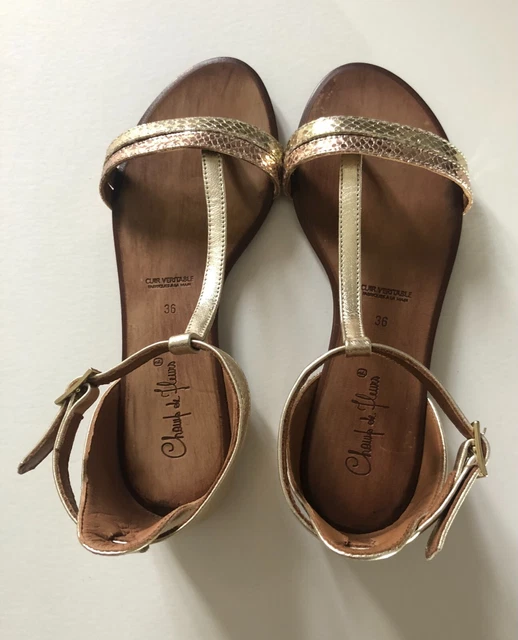 Sandales plates cuir doré "Champ de Fleurs"