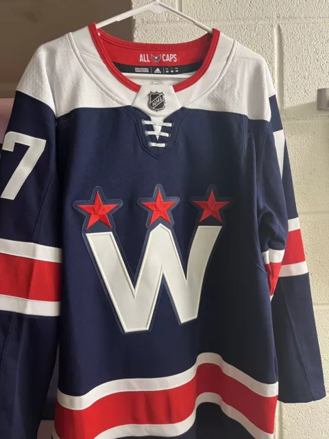 Oshie rockin the new MiC reverse retro jersey 🥵 : r/hockeyjerseys