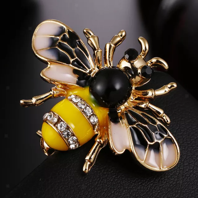 Realistic Enamel Bumble Bee Animal Brooch Insect Black Gold Lapel Pin Broach