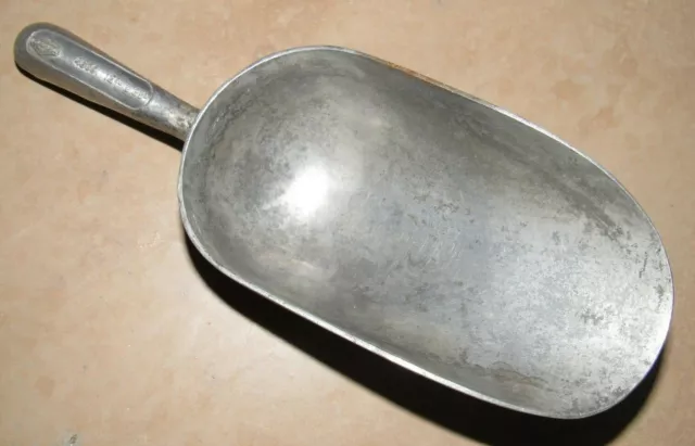 Vintage Vollrath 12 oz. .35L Aluminum Scoop #46891 - Kitchen Utensil