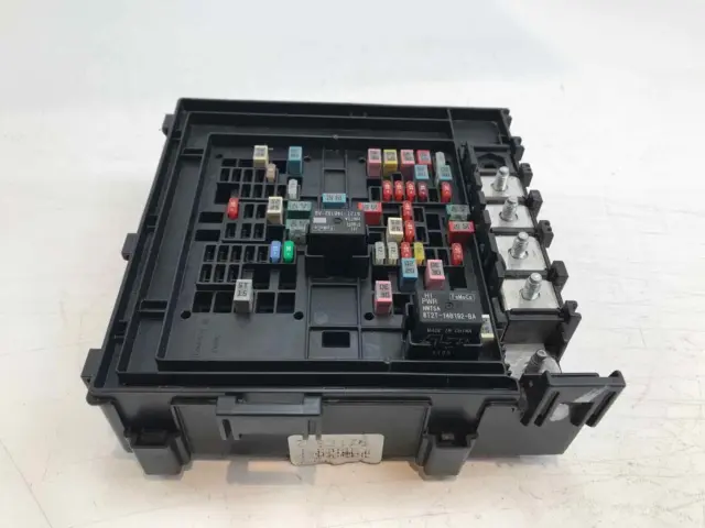 18 19 20 FORD F150 3.3L Engine Fuse Relay Junction Box OEM JL3T14D068CG