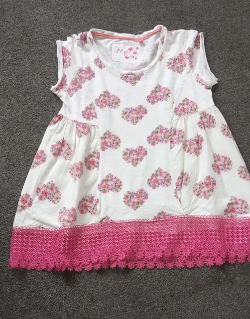 Girls clothes bundle age 6-7 and 7-8 years 8