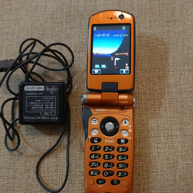 docomo【希少品】 FOMA T2101V Yahoo!オークション - モックアップ docomoFOMA P2101V ドコモ