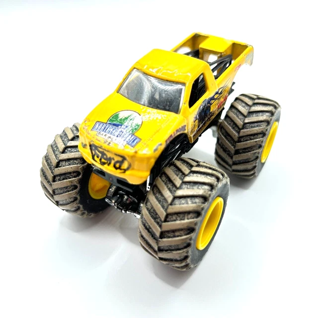 MONSTER JAM FULL Boar Yellow Monster Truck 164 Mud Dirt Yellow Rims