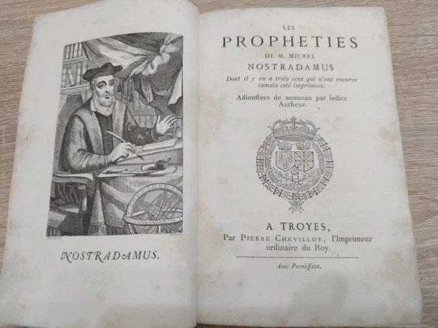 Nostradamus , Thomas-Joseph Moult  "prophéties  perpétuelles" Livre ancien