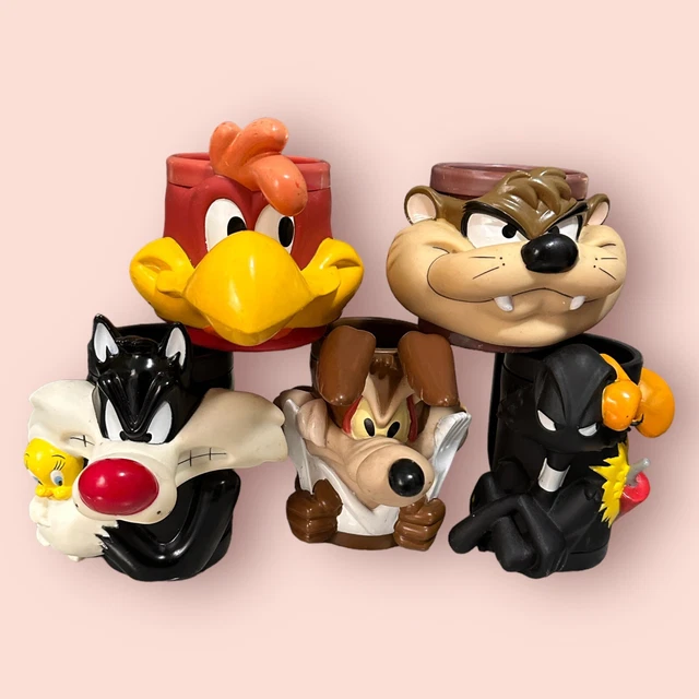 VINTAGE 1990S SET of Looney Tunes 3D Mugs 5 X Collectable Cups