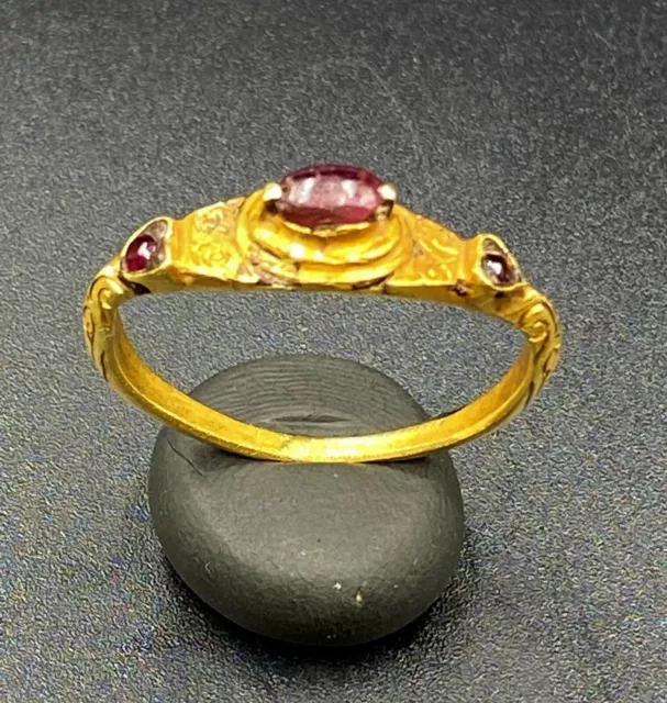 Burma Ancient South East Asian Art Vintage Gold Jewelry Ring Garnet Gems Stone