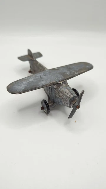 Das Flugzeug „Spirit of St. Louis, das Charles Lindbergh 1927 über den