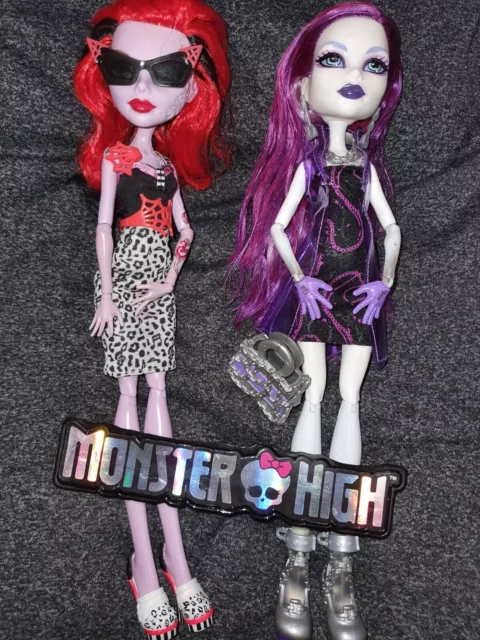 Monster High Bundle Operetta & Spectra Vondergeist