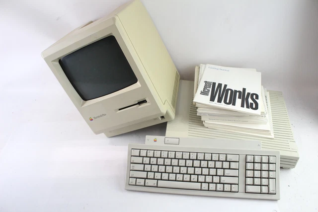 APPLE MACINTOSH PLUS 1MB Vintage Computer W/ LC475 Printer