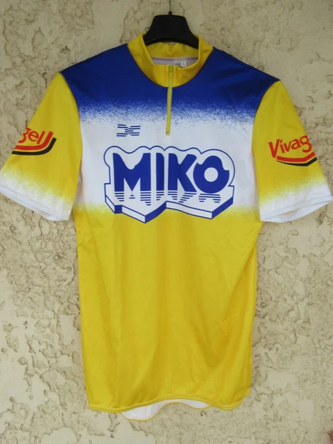 840128_6