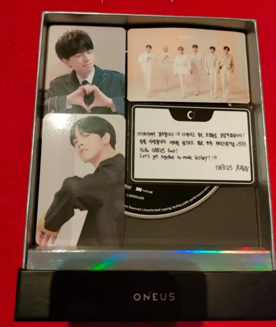 ONEUS 원어스 1st Mini Album "Light us" inkl. RAVN PC 3