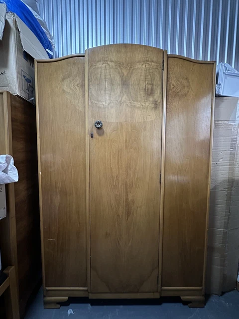 Vintage Gentleman’s Wardrobe