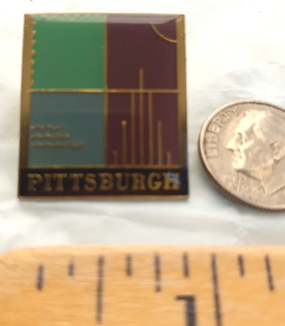 Vintage Pittsburgh Pennsylvania Travel Souvenir Pin