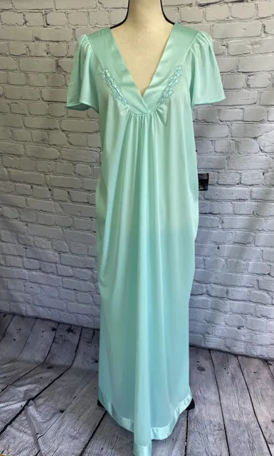 Vanity Fair Women’s Long Nightgown Green Blue Short Sleeve Vintage NWT 2X