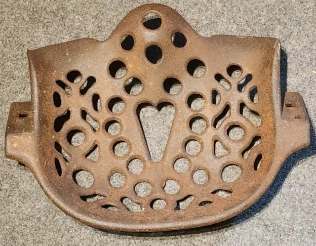 Rare Antique Vintage Cast Iron Unique Cut Out Tractor Seat Heart Shape Center
