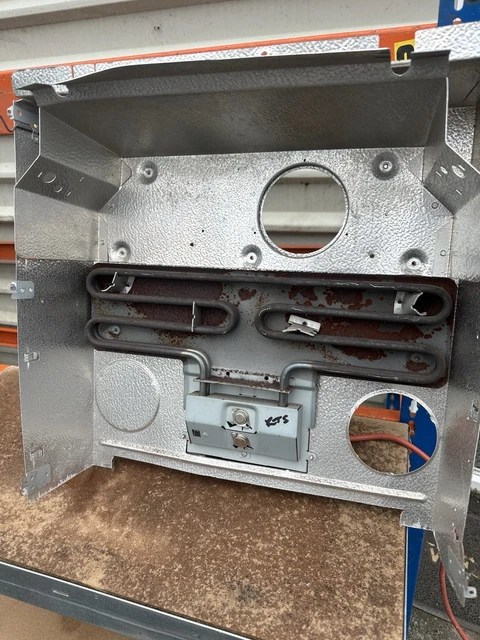 Truma Compatble Blown Ar Heatng Duct Outlet and Nut Caravan