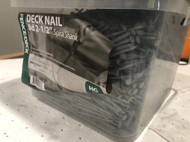 Huttig Grip 8D Fence deck nails 2 1/2" spiral shenk 50 lb HGN8HGSTDKBK