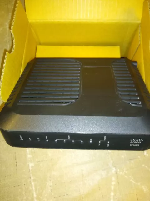 Cisco Model DPC3825 8x4 DOCSIS 3.0 Wireless Residential Gateway - P/N 4038277