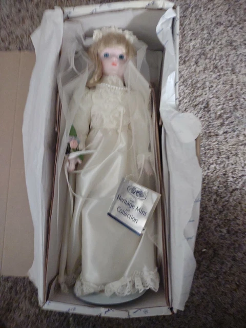 Porcelain Bride Doll The Heritage Mint Collection 16”