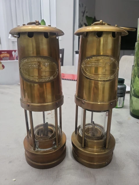 Antique E. Thomas & Williams 1967 Makers Aberdare Wales Cambrian Brass pair lamp