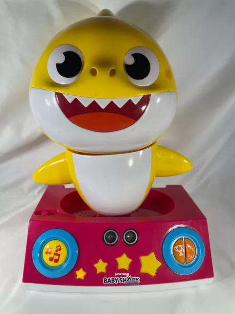 🎶 WowWee Official Pinkfong Baby Shark Nickelodeon Yellow Dancing Singing DJ Toy 2