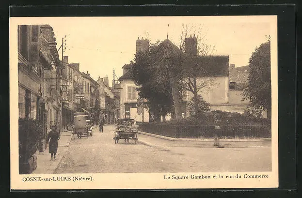 CPA Cosne-sur-Loire, Le Square Gambon et la rue du Commerce