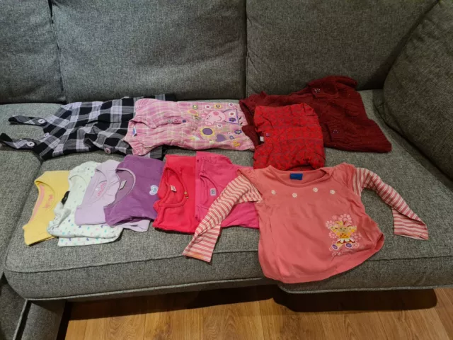 Pacchetto vestiti per bambina età 2-3 buone condizioni