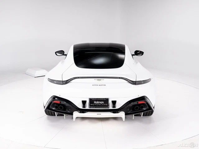 2020 ASTON MARTIN Vantage 15