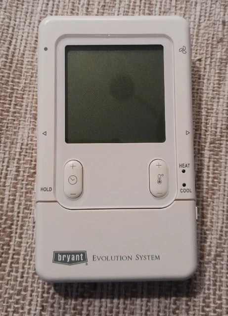 Bryant Evolution System Digital Programmable Thermostat SYSTXBBUID01-A
