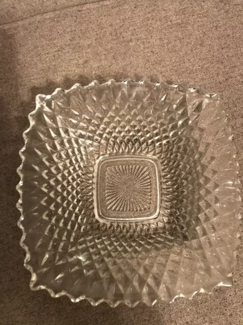 VINTAGE Glass SQUARE 2 1/2 Qt Chip and Dip BOWL DISH VINTAGE Glass SQUARE 2 1/2 Qt Chip and Dip BOWL DISH